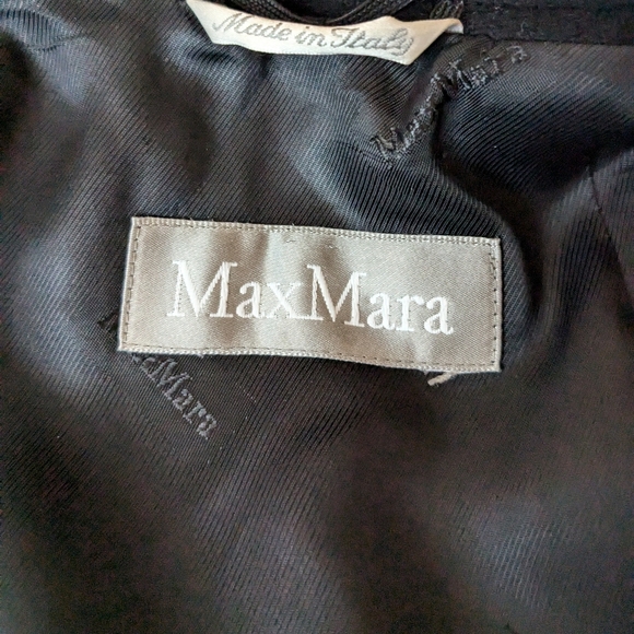 MaxMara Gorgeous Virgin Wool Coat - size 36 - Picture 13 of 14